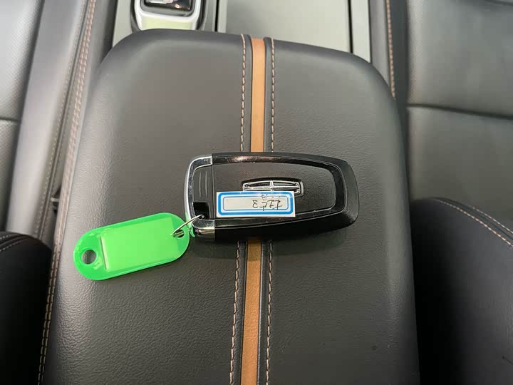 Фото 20 - Lincoln Z (Zephyr)