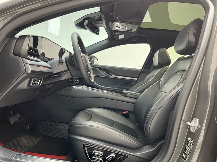 Фото 33 - Lincoln Z (Zephyr)