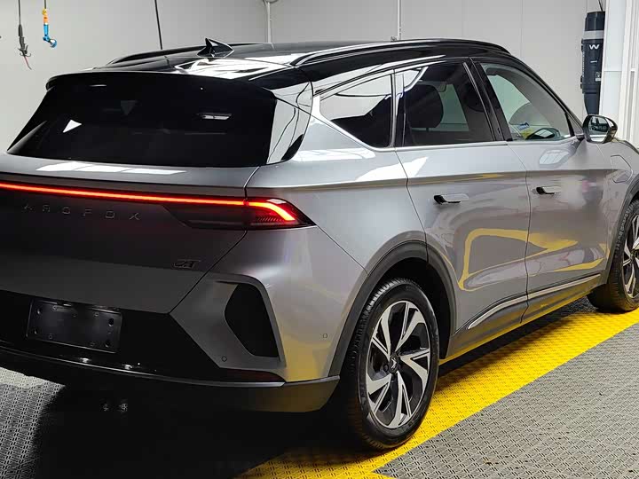 Фото 3 - BAIC Arcfox Alpha T