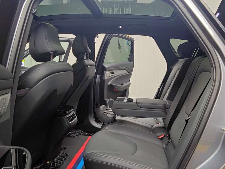 Фото 7 - BAIC Arcfox Alpha T