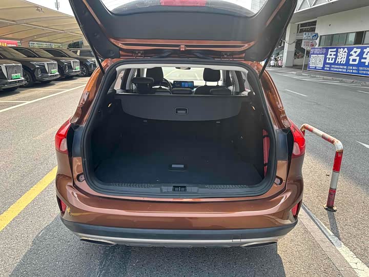 Фото 16 - Ford Focus