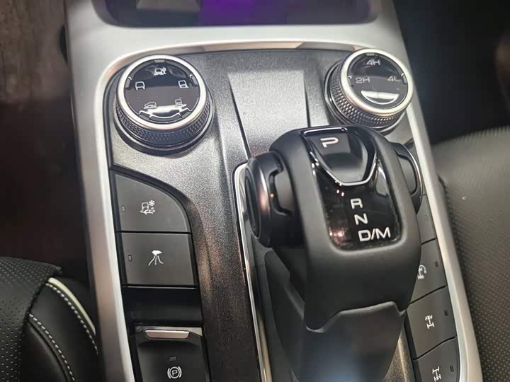 Фото 18 - Tank 300