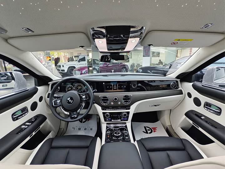 Фото 11 - Rolls-Royce Ghost