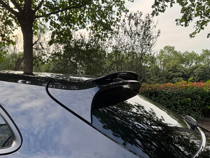 Фото 10 - Porsche Panamera