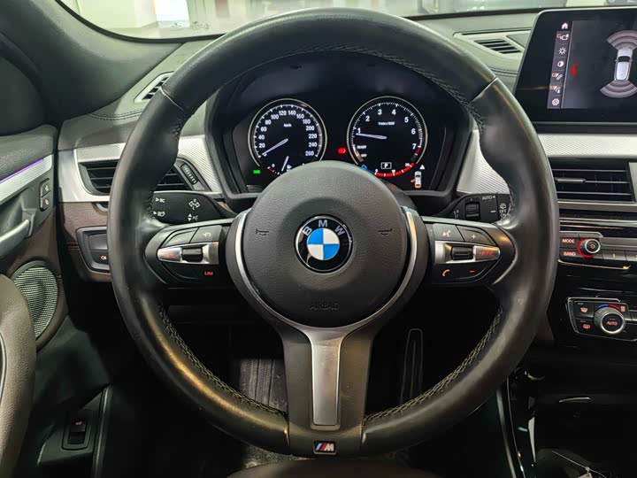 Фото 13 - BMW X2