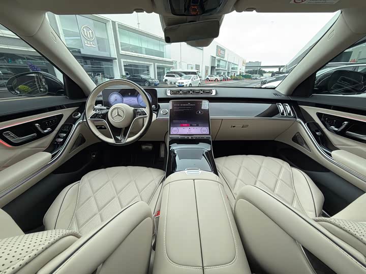 Фото 12 - Mercedes-Benz Maybach S-Class