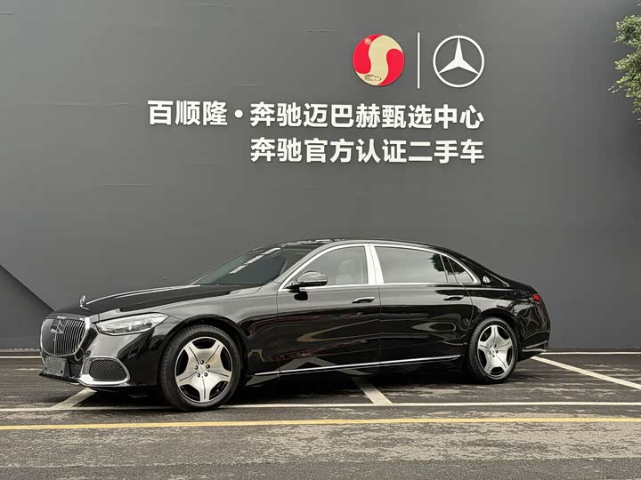 Фото 3 - Mercedes-Benz Maybach S-Class