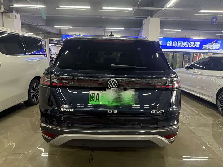 Фото 5 - Volkswagen ID.6 Crozz