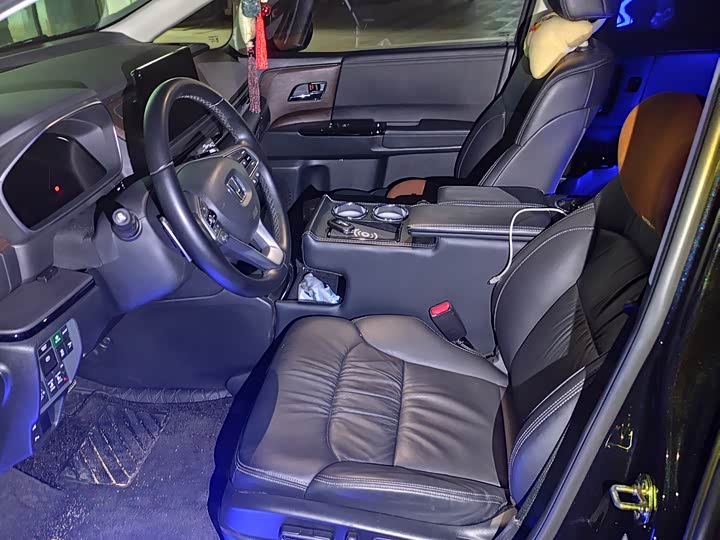 Фото 9 - Honda Odyssey