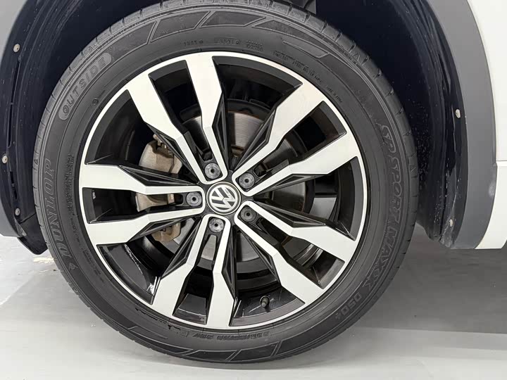 Фото 22 - Volkswagen Tayron