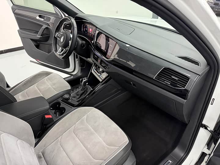 Фото 9 - Volkswagen Tayron