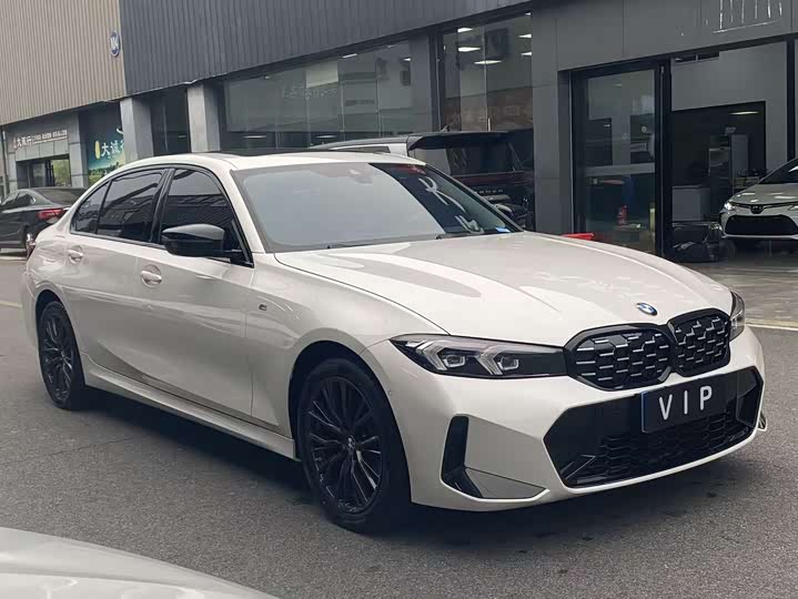 Фото 1 - BMW 3 Series