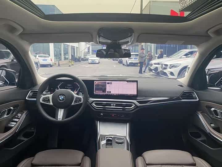 Фото 12 - BMW 3 Series