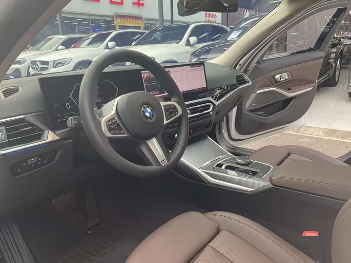 Фото 7 - BMW 3 Series