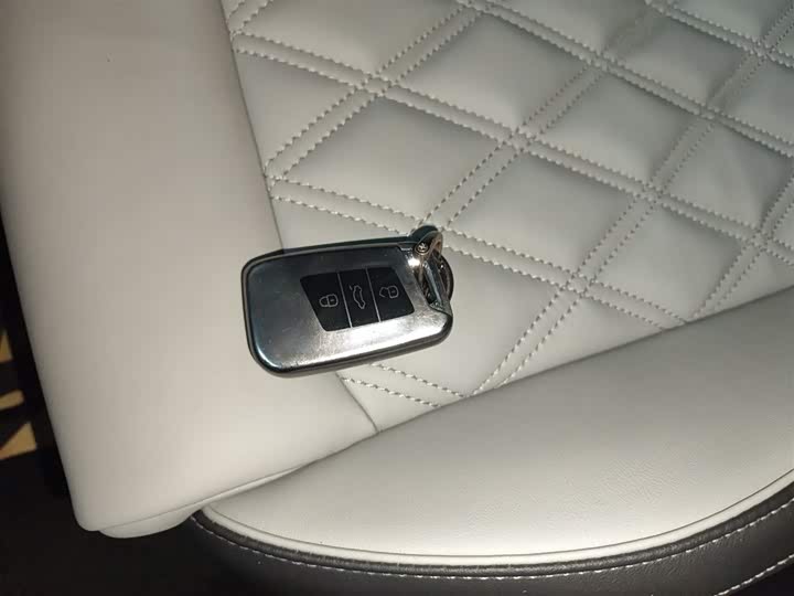 Фото 9 - Volkswagen Magotan