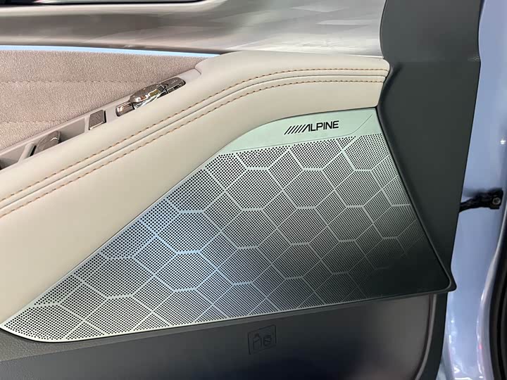 Фото 16 - GAC Trumpchi GS8