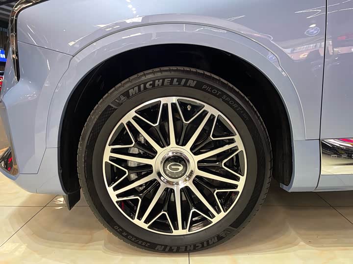 Фото 8 - GAC Trumpchi GS8