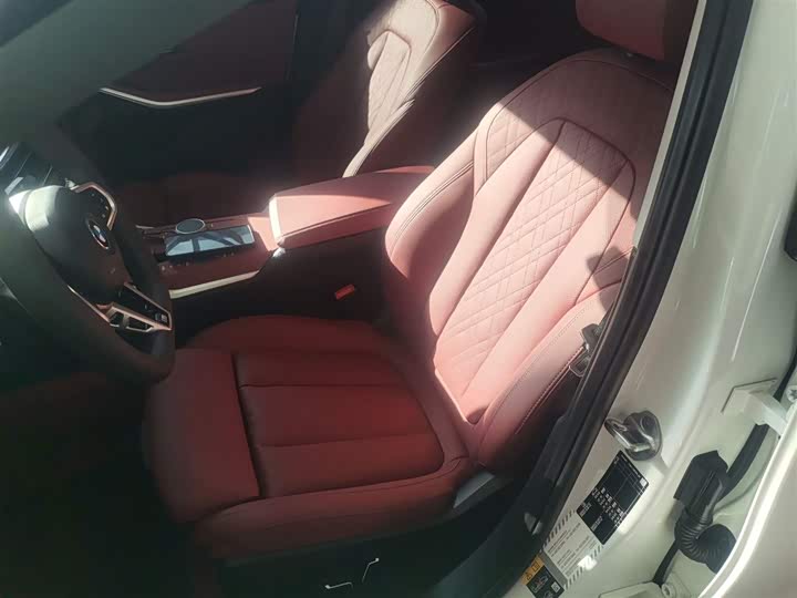 Фото 15 - BMW i3