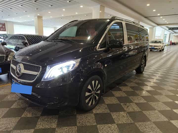 Фото 1 - Mercedes-Benz Vito