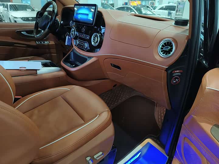 Фото 6 - Mercedes-Benz Vito