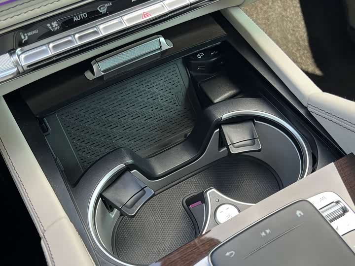 Фото 21 - Mercedes-Benz Maybach GLS