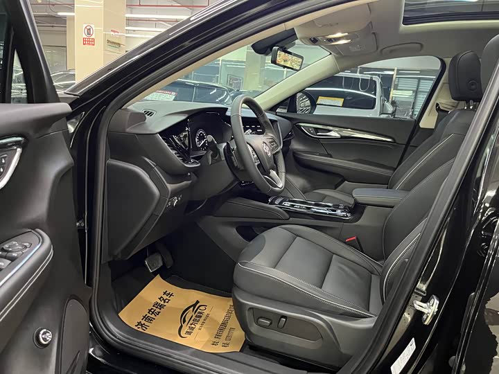 Фото 10 - Buick Envision Plus