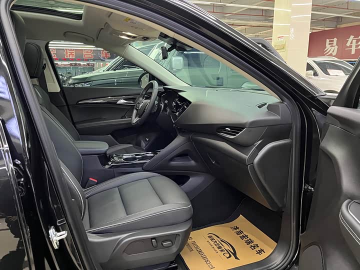 Фото 14 - Buick Envision Plus