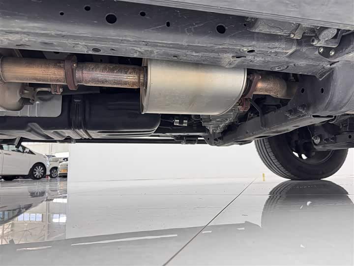 Фото 13 - Tank 300