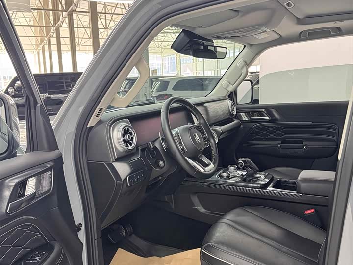 Фото 4 - Tank 300