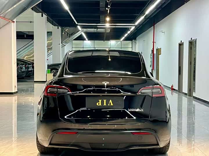 Фото 7 - Tesla Model Y