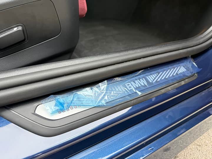 Фото 20 - BMW i5