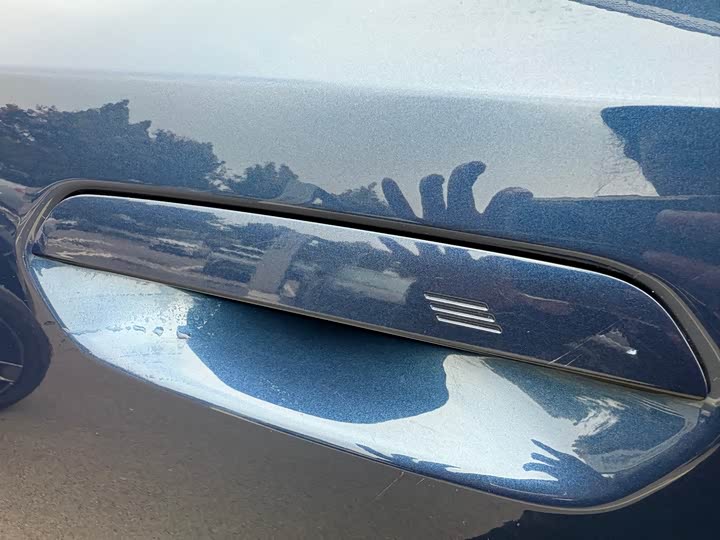 Фото 22 - BMW i5