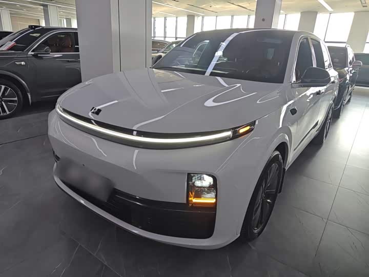 Фото 1 - LiXiang L7