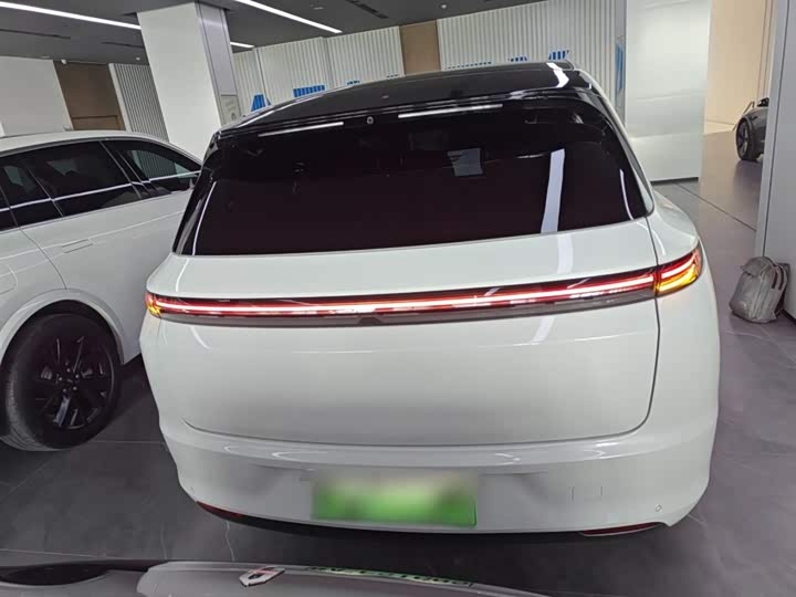 Фото 6 - LiXiang L7