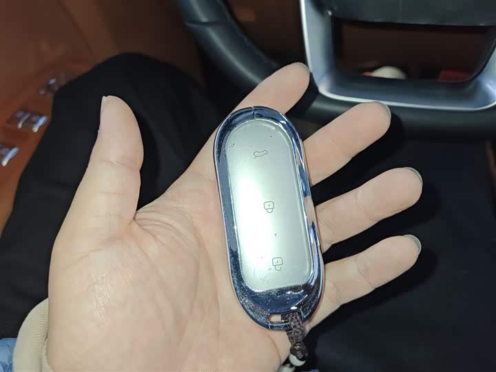 Фото 9 - LiXiang L7