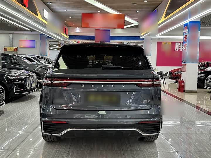 Фото 9 - Geely Monjaro