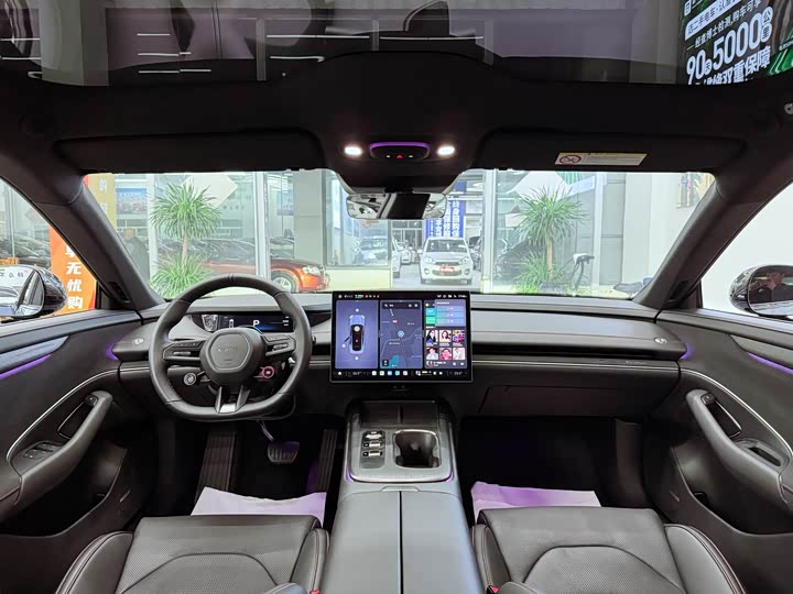 Фото 10 - Xiaomi SU7