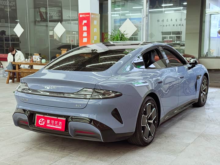 Фото 7 - Xiaomi SU7