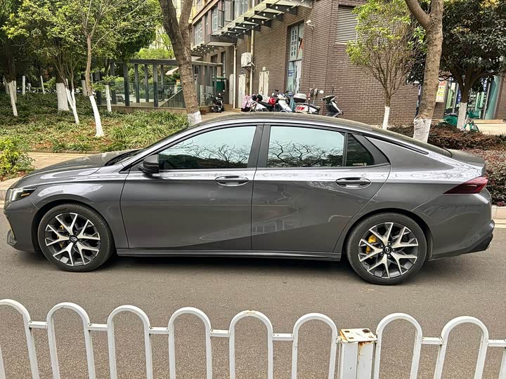 Фото 8 - GAC Trumpchi Empow R