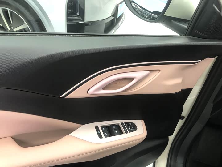 Фото 3 - BYD Seagull