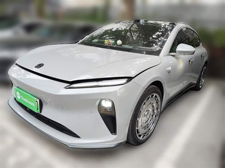 Фото 1 - Nio ET5T