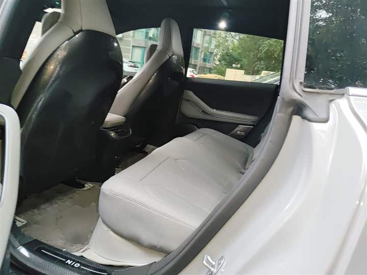 Фото 15 - Nio ET5T