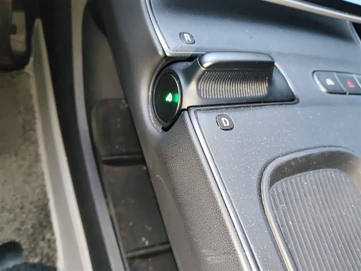 Фото 7 - Nio ET5T