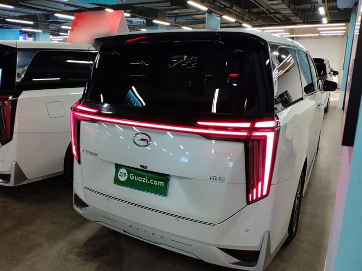 Фото 7 - GAC Trumpchi M8