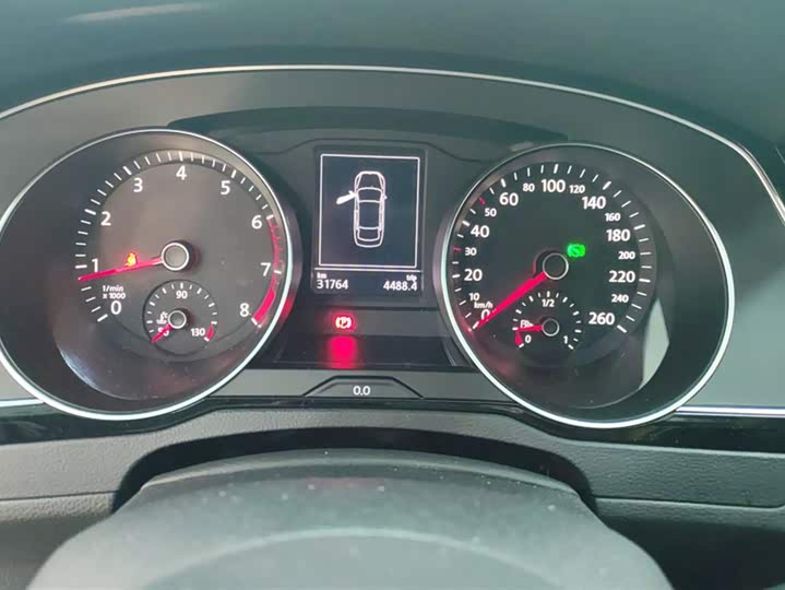 Фото 14 - Volkswagen Magotan