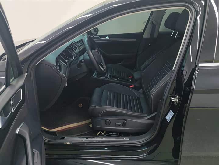 Фото 9 - Volkswagen Magotan