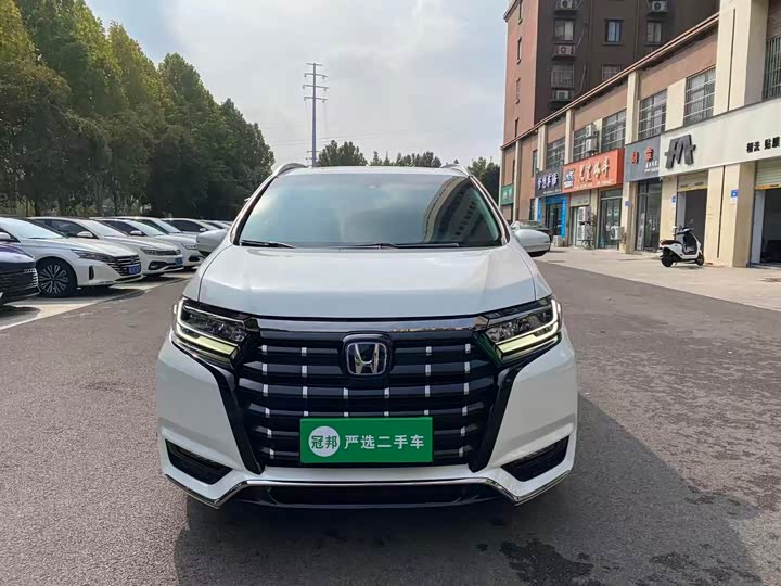 Фото 3 - Honda Elysion