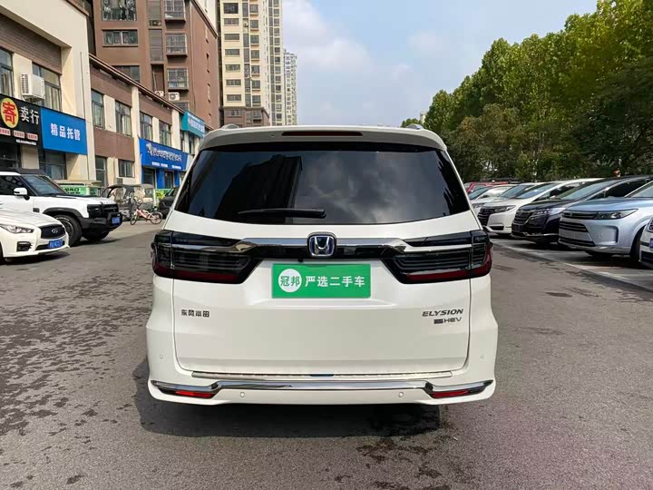 Фото 9 - Honda Elysion