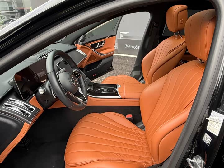 Фото 5 - Mercedes-Benz S-Class