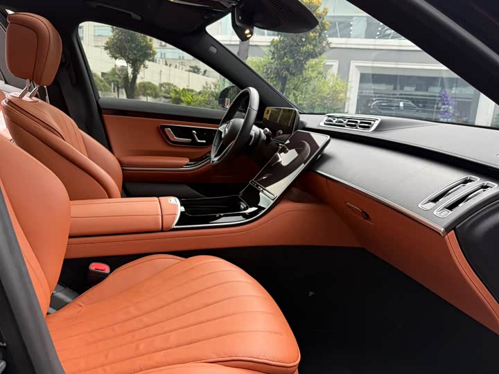 Фото 7 - Mercedes-Benz S-Class